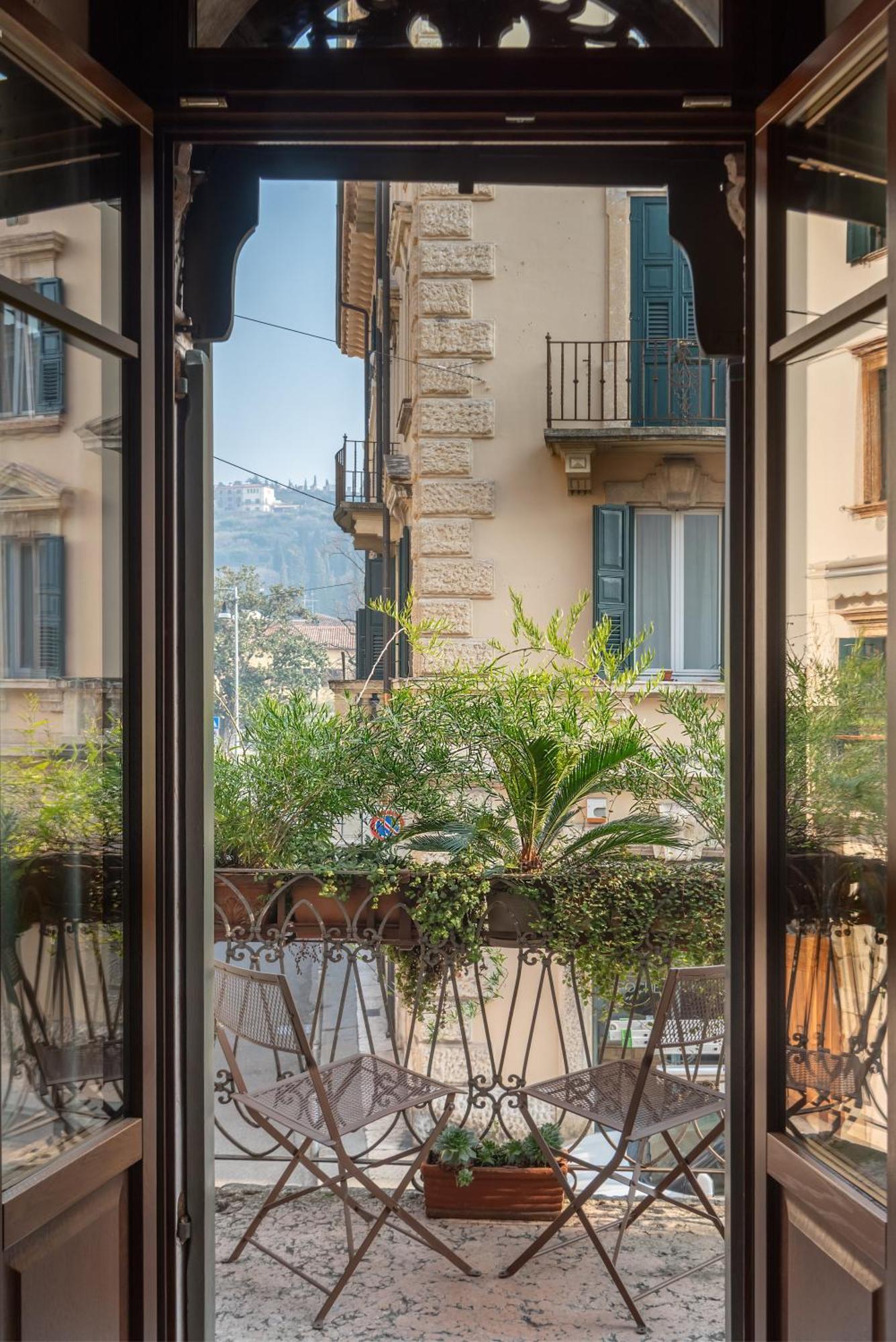 Residenza Roccamaggiore Vérone Extérieur photo