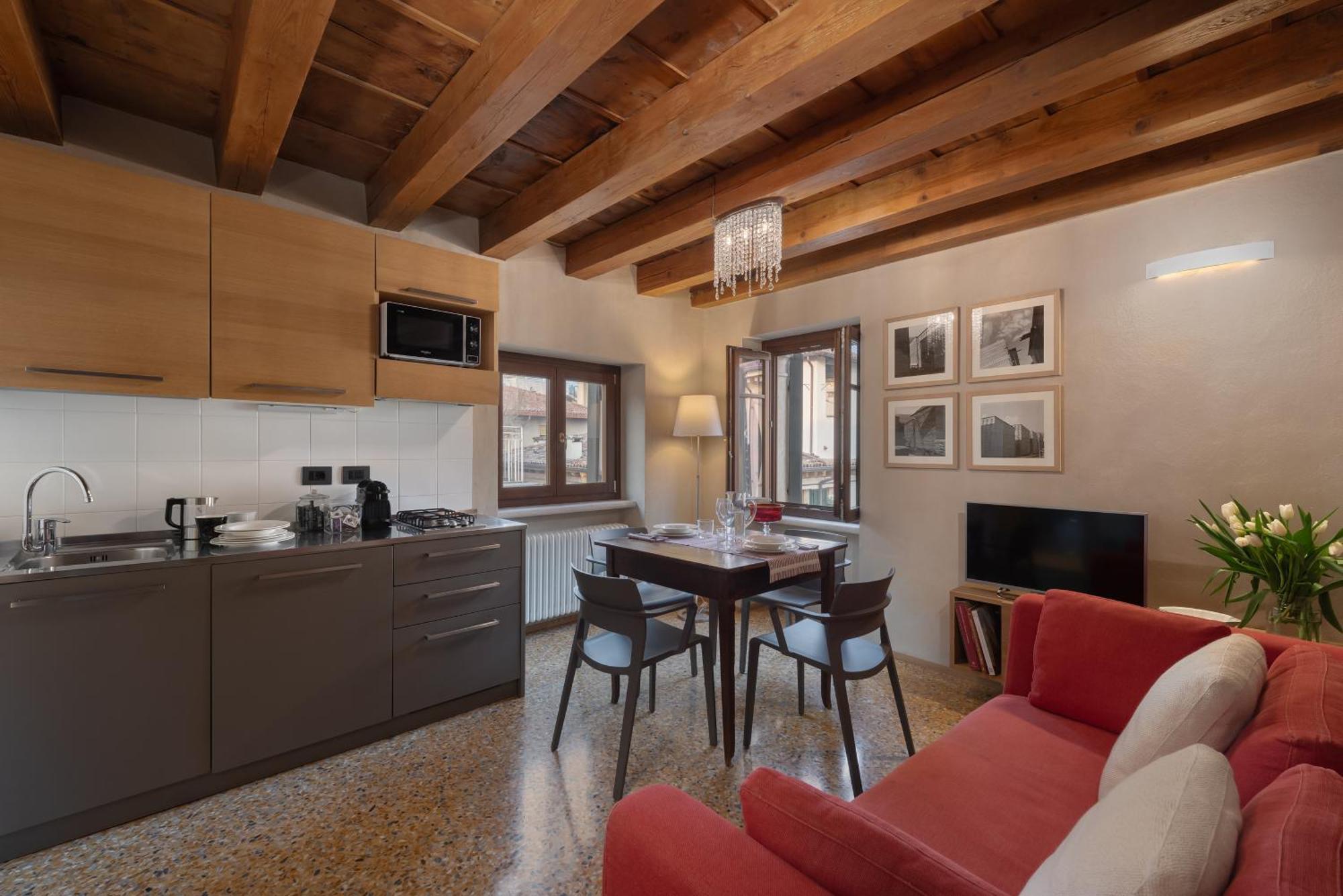 Residenza Roccamaggiore Vérone Extérieur photo
