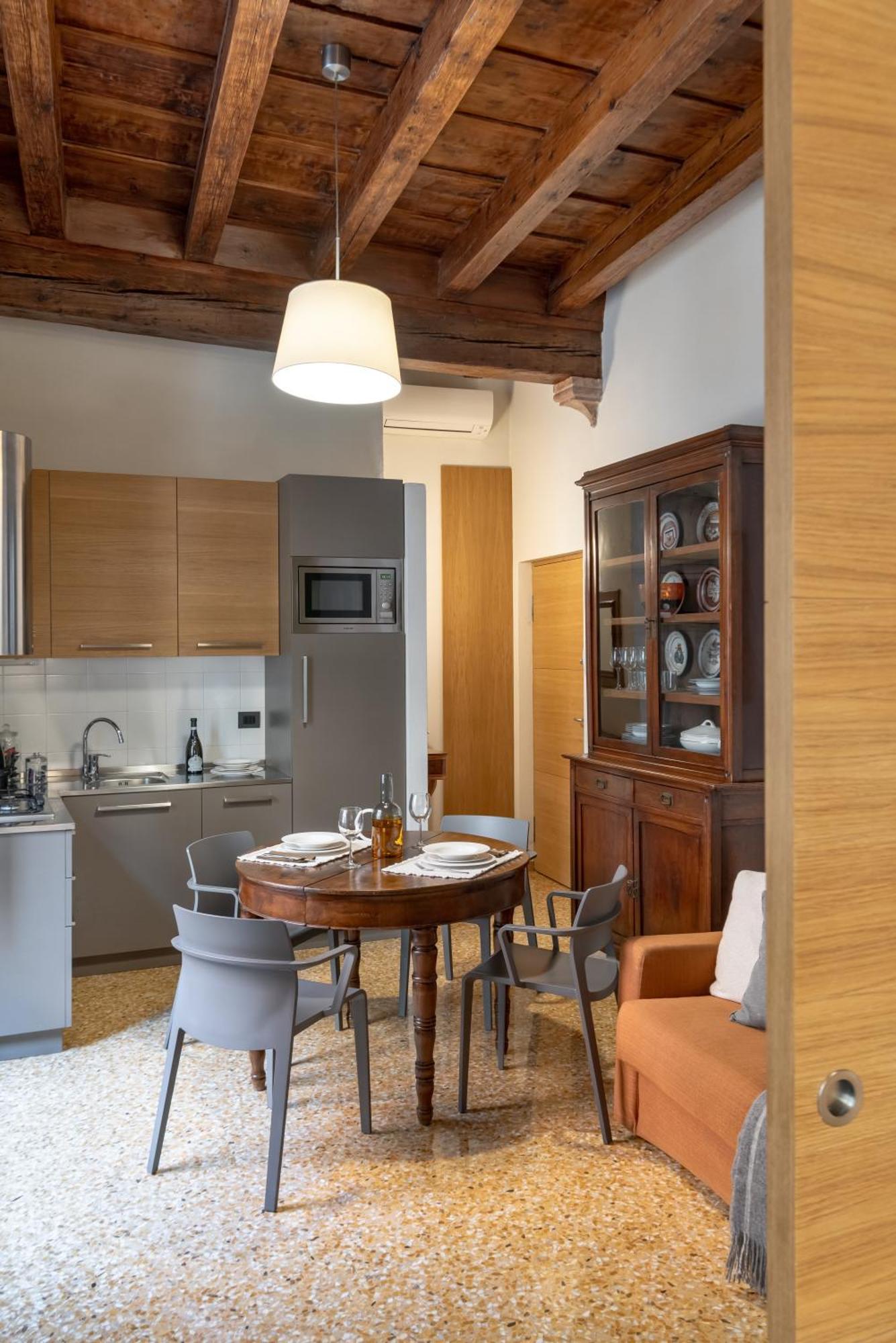 Residenza Roccamaggiore Vérone Extérieur photo