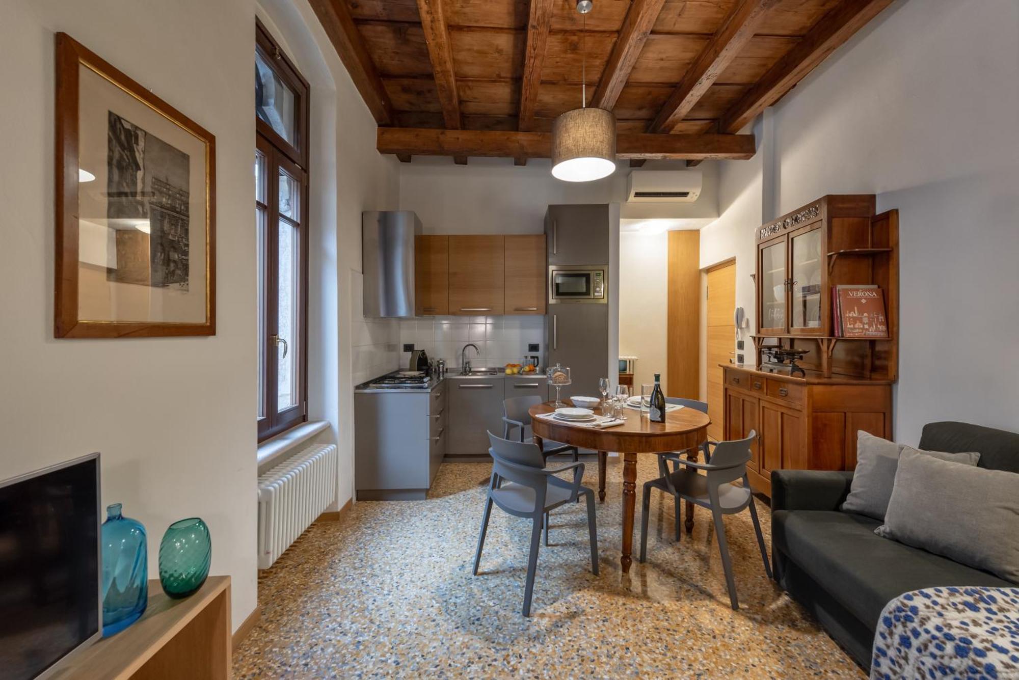Residenza Roccamaggiore Vérone Extérieur photo