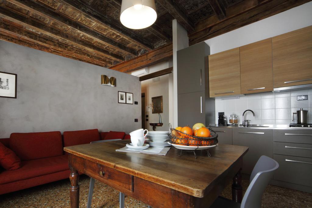 Residenza Roccamaggiore Vérone Extérieur photo