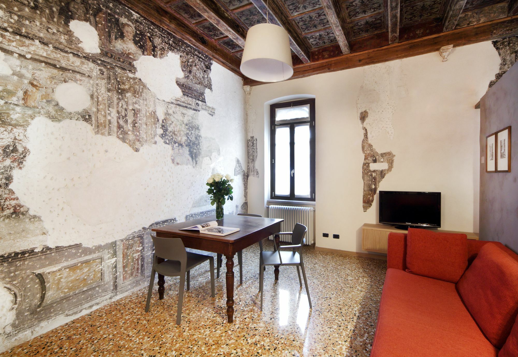 Residenza Roccamaggiore Vérone Extérieur photo